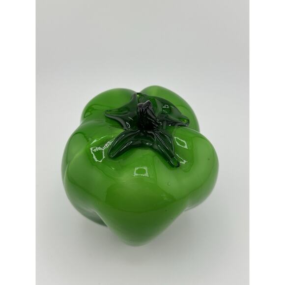 Vintage 5" Pepper Hand Blown Murano Style Green Glass Paperweight - Picture 5 of 8